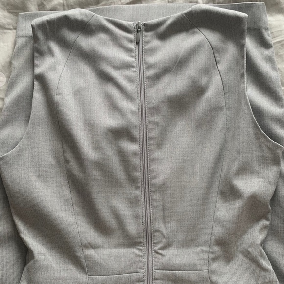 H&M dress size 6, new with tags - Picture 3 of 3